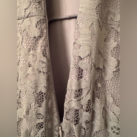 High Low Sleeveless Dress - Picture 5 of 16